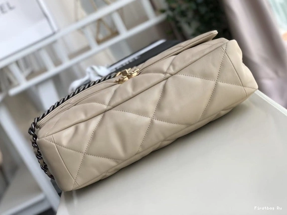 First Bag Ru CHANEL 19 FLAP BAG 0721